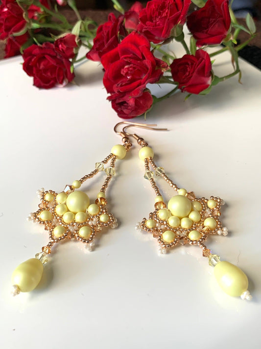 'LillyBean' Chandelier Earrings Pastel Yellow With Vintage Swarovski®Crystals